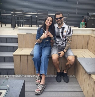 Amy Macdonald feet photo thumbnail