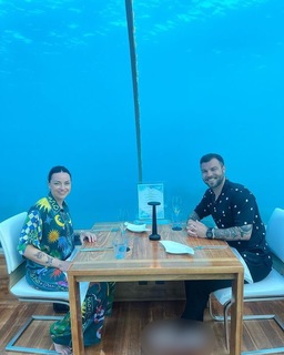 Amy Macdonald feet photo thumbnail