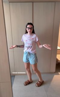 Amy Macdonald feet photo 1