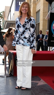 Amy Madigan feet photo 4