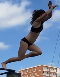 Amy Manson feet photo 1
