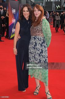 Amy Manson feet photo 10