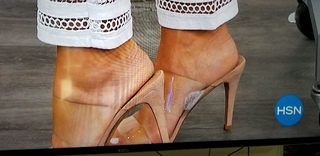 Amy Morrison feet photo 8