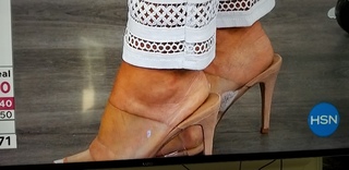 Amy Morrison feet photo 7