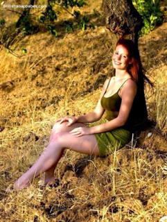 Amy Nuttall feet photo 18
