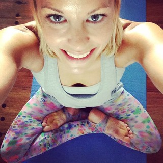 Amy Paffrath feet photo 5