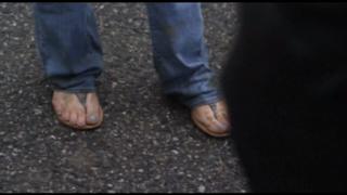 Amy Pietz feet photo 6