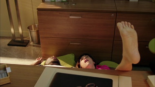 Amy Pietz feet photo 18