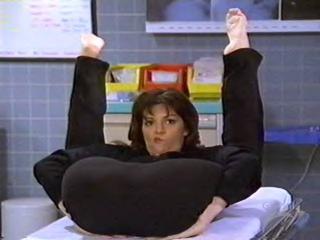 Amy Pietz feet photo 6