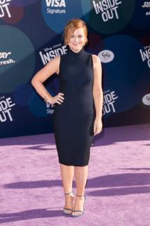 Amy Poehler feet photo thumbnail