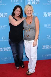 Amy Poehler feet photo thumbnail