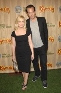 Amy Poehler feet photo thumbnail