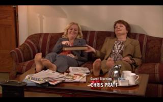 Amy Poehler feet photo thumbnail