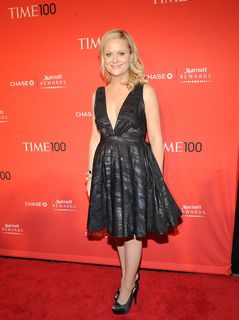 Amy Poehler feet photo thumbnail