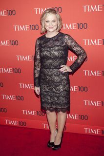 Amy Poehler feet photo thumbnail
