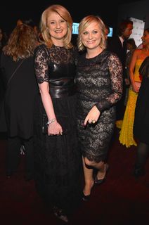 Amy Poehler feet photo thumbnail