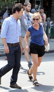 Amy Poehler feet photo thumbnail