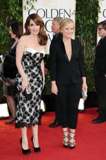 Amy Poehler feet photo thumbnail