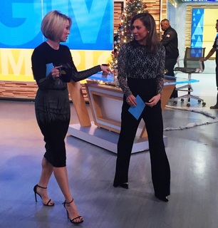 Amy Robach feet photo thumbnail