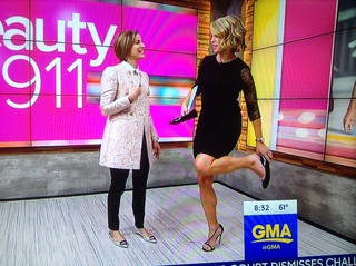 Amy Robach feet photo thumbnail