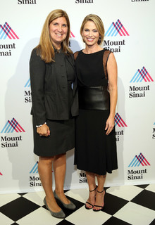 Amy Robach feet photo thumbnail