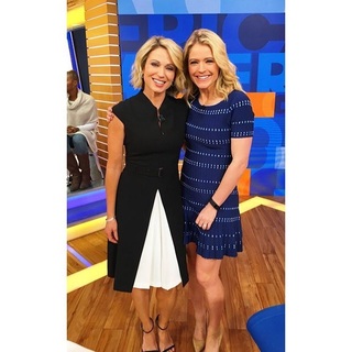 Amy Robach feet photo thumbnail