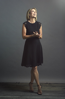 Amy Robach feet photo thumbnail