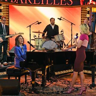 Amy Robach feet photo thumbnail