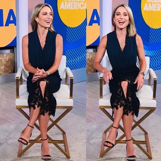 Amy Robach feet photo thumbnail