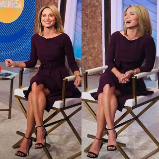 Amy Robach feet photo thumbnail