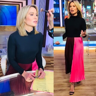 Amy Robach feet photo thumbnail