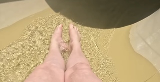 Amy Roberts feet photo 4