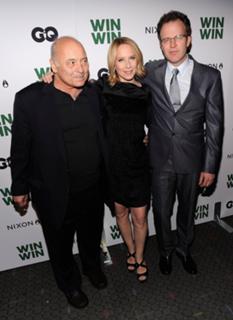 Amy Ryan feet photo thumbnail
