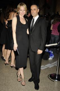 Amy Ryan feet photo thumbnail
