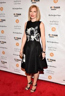 Amy Ryan feet photo thumbnail
