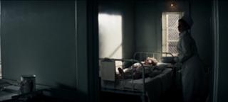 Amy Ryan feet photo thumbnail