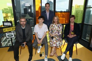 Amy Ryan feet photo thumbnail