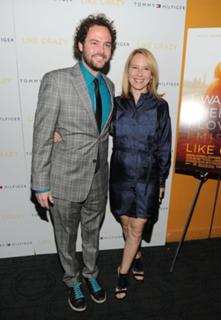 Amy Ryan feet photo thumbnail