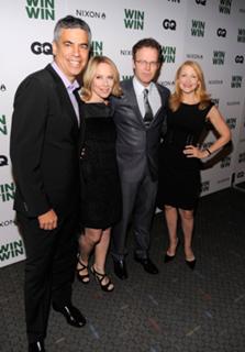 Amy Ryan feet photo thumbnail
