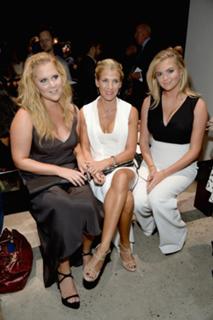 Amy Schumer feet photo thumbnail