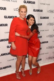 Amy Schumer feet photo thumbnail