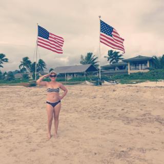 Amy Schumer feet photo thumbnail