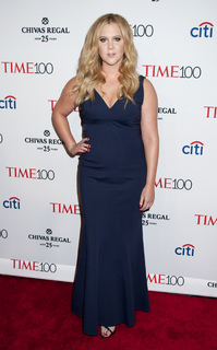 Amy Schumer feet photo thumbnail