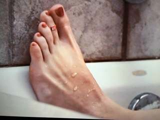 Amy Seimetz feet photo 8