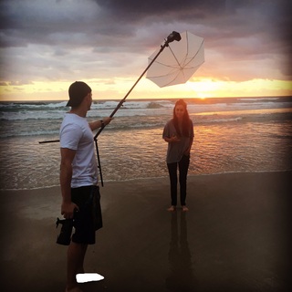 Amy Shark feet photo 1