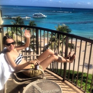 Amy Shark feet photo 18