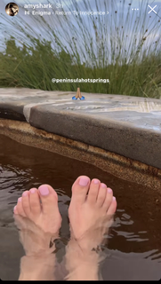 Amy Shark feet photo 8