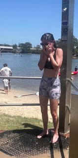 Amy Shark feet photo 1