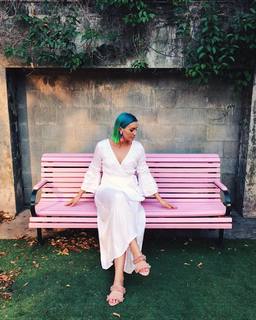 Amy Sheppard feet photo 9