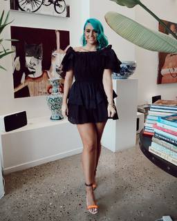 Amy Sheppard feet photo 5